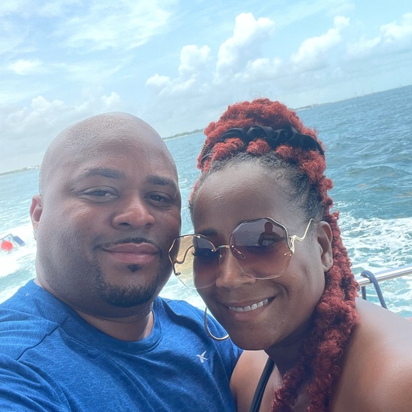 Meet your Posher, Dwayne - Picture 1 of 1